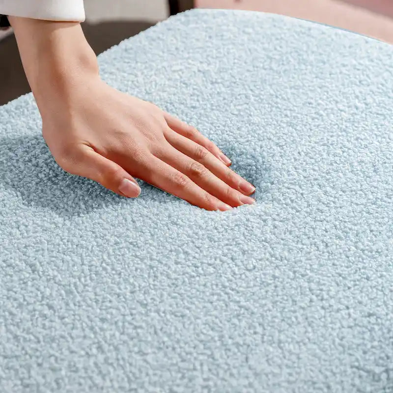 Banc pouf de rangement bleu avec pieds dorés